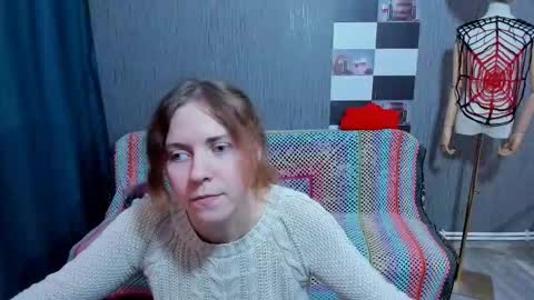 Ella online show from November 17, 11:57 am