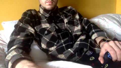 paintdude424 online show from December 3, 7:17 pm