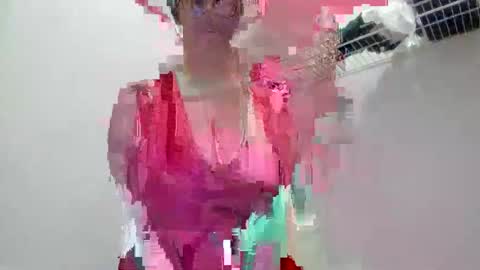 Snapshot of paisleehaze chatting on October 24, 8:09 pm Paislee Haze online show from October 24, 8:09 pm