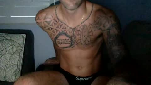 palmflacco online show from June 27, 9:59 am