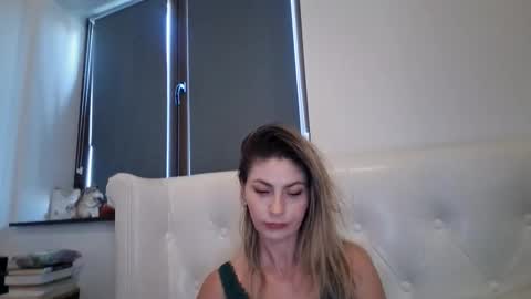 Pamela051087 online show from June 5, 2:00 pm