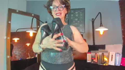 pamela_mature41 online show from February 19, 2:22 am