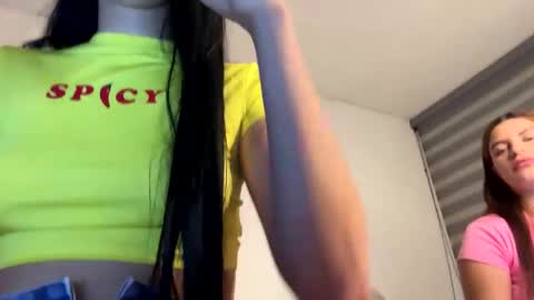 pamela_milleer online show from January 23, 2:33 am