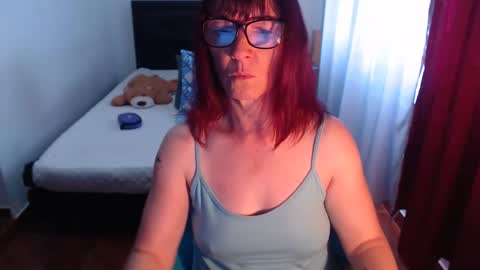 Pamela Jagger online show from December 3, 1:56 pm