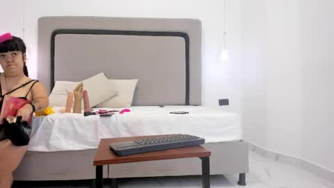 pamelabonnet_mml online show from April 18, 7:29 pm