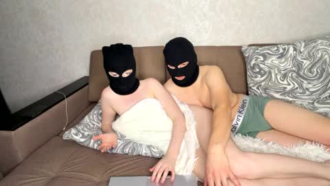 Pamela online show from April 9, 2:45 pm