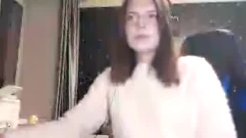 Snapshot of pamelamcmeen chatting on October 6, 1:07 pm Pamela online show from October 6, 1:07 pm
