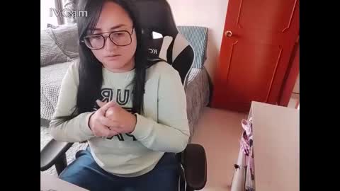  Pamy  online show from December 1, 5:33 pm