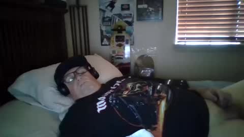 panos online show from October 16, 2:28 pm