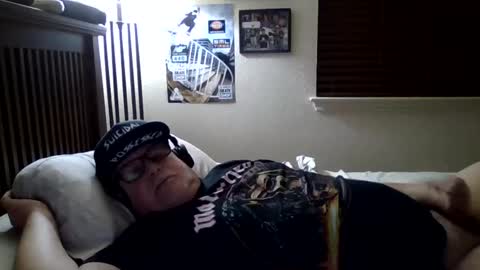 panos online show from June 7, 11:04 am