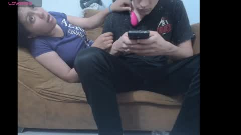 paola y alexander online show from March 7, 5:29 am