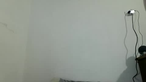 PAOLA EXCLUSIVAA online show from April 18, 5:48 pm