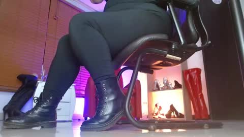 PAOLA  online show from January 14, 10:34 am