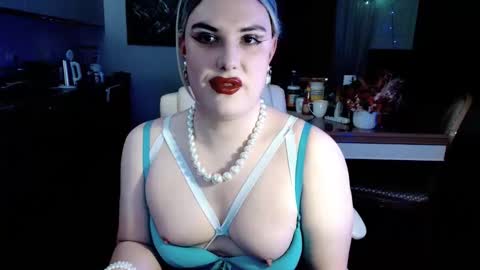 Sarina Williams online show from March 6, 12:59 pm