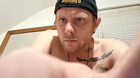 papapfouts online show from April 11, 2:16 am