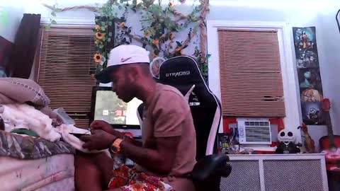 papian0 online show from June 14, 4:25 am