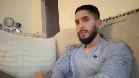 Snapshot of papicubano_guapo23cm chatting on October 14, 6:05 am papicubano_guapo23cm online show from October 14, 6:05 am