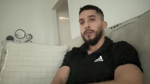 Snapshot of papicubano_guapo23cm chatting on February 17, 2:17 pm papicubano_guapo23cm online show from February 17, 2:17 pm
