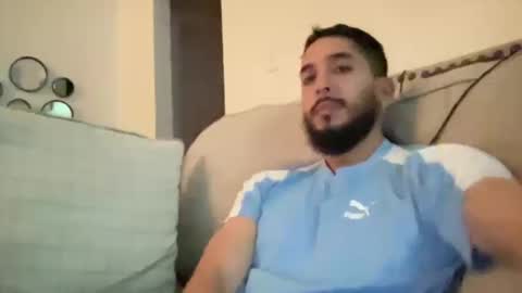 Snapshot of papicubano_guapo23cm chatting on October 17, 5:11 am papicubano_guapo23cm online show from October 17, 5:11 am