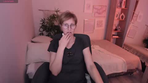 Paris online show from April 19, 6:10 pm