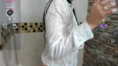 paris_evans_01 online show from September 24, 1:18 pm