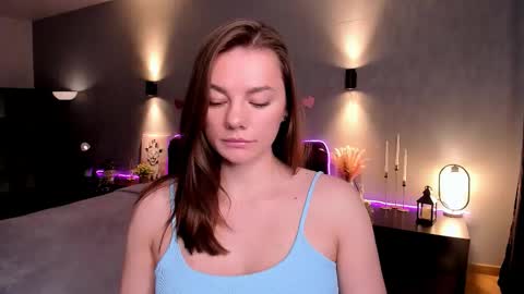 Paris online show from March 8, 6:28 am