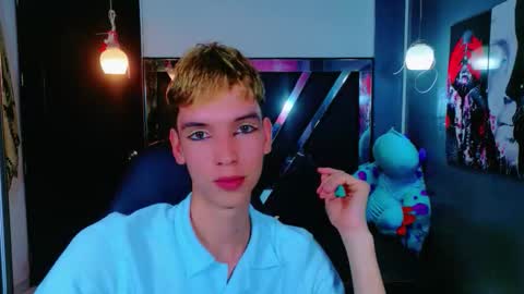 park_jimin1 online show from December 2, 2:32 am