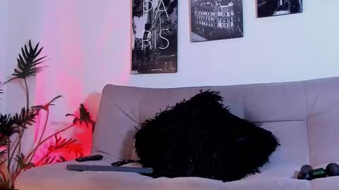 parker lavine online show from November 27, 1:13 am