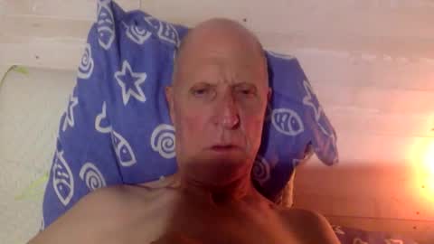 Snapshot of patibulaire1912 chatting on October 11, 8:56 pm Pati24 online show from October 11, 8:56 pm