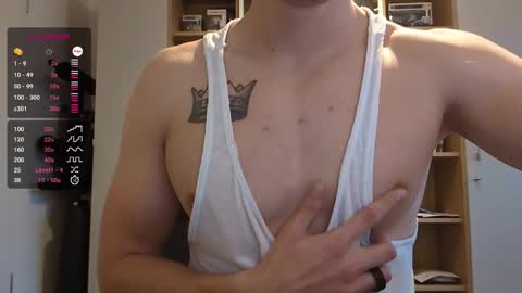 patii132 online show from November 18, 7:00 am