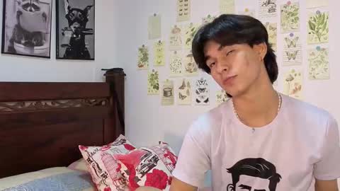 patri_ck_villa online show from March 23, 10:26 pm