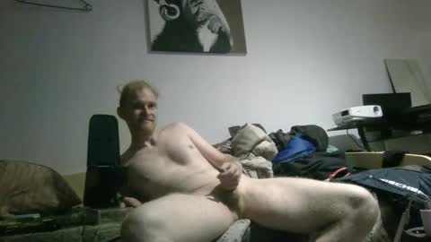 Snapshot of patteman27 chatting on October 23, 2:02 am patteman27 online show from October 23, 2:02 am