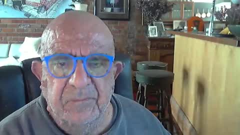 Snapshot of patvac chatting on October 20, 11:43 pm patvac online show from October 20, 11:43 pm