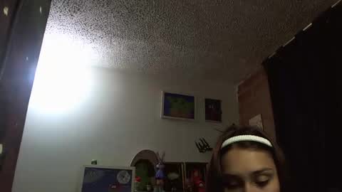 Pau online show from February 20, 6:19 am