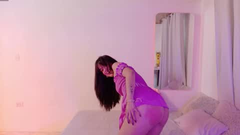 Snapshot of pau_cute chatting on September 30, 9:47 pm Sofa online show from September 30, 9:47 pm