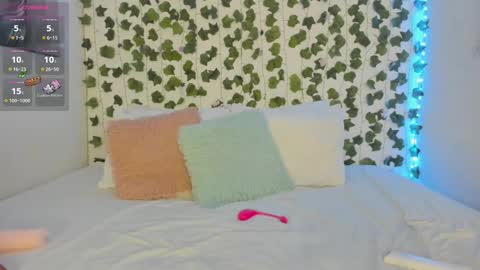 paulina online show from September 10, 2:01 am