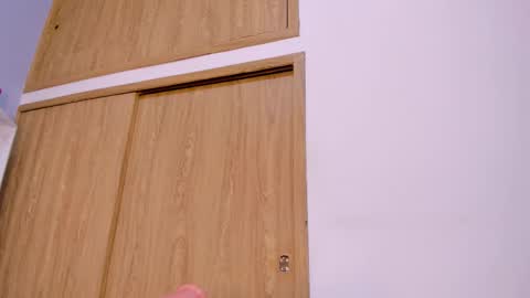 Pau online show from November 22, 8:18 pm