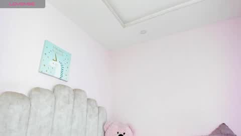 dahia  online show from January 15, 1:20 pm