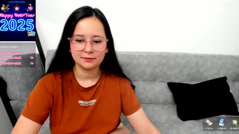 Snapshot of paulette65 chatting on February 1, 2:58 am PAU online show from February 1, 2:58 am