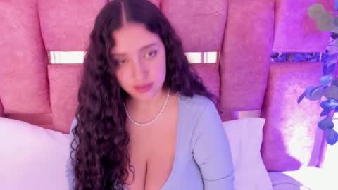 Snapshot of paulette_dupont_ chatting on September 13, 4:26 am paulette_dupont_ online show from September 13, 4:26 am