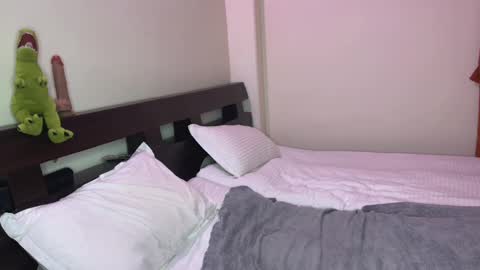 Isla  Chase online show from February 23, 6:34 pm