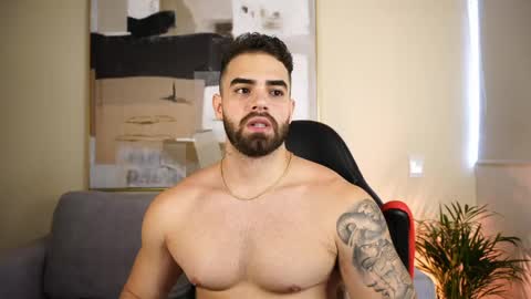 Paul Phoenix online show from April 20, 8:23 pm