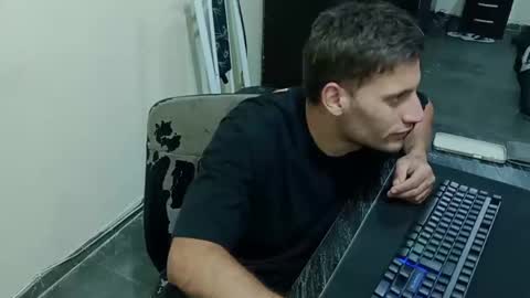 PauRosa online show from October 16, 2:11 am