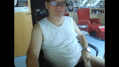 Pavlov aka Peter online show from November 19, 9:41 am