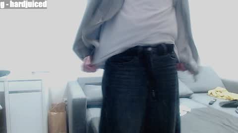 pawclaw online show from April 11, 4:44 pm