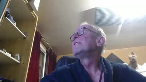 pc8474408 online show from November 25, 3:27 am