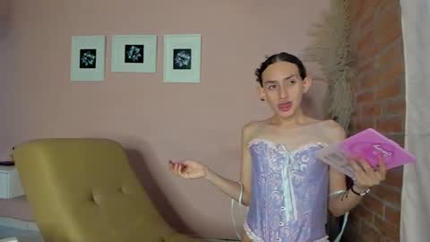 peach tyron online show from March 8, 7:31 pm