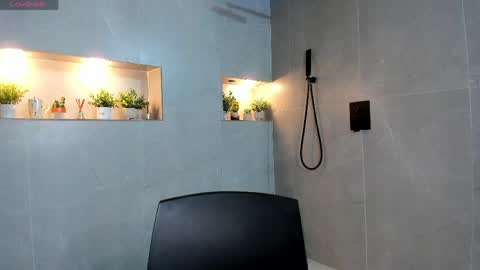 Briana online show from April 10, 1:27 pm