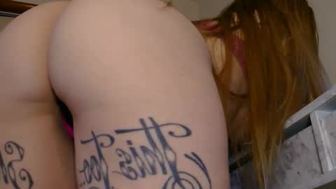 kat online show from December 5, 5:33 pm