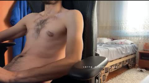 peanutmikk online show from November 1, 7:07 am